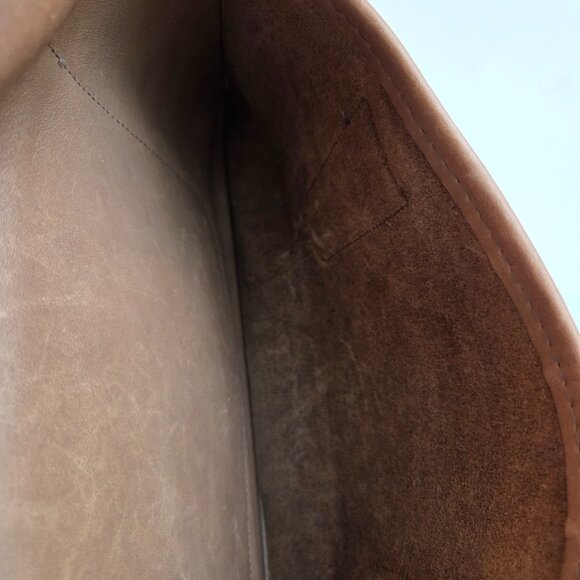 EUC & HTF Vintage Coach Skinny Flight Bag (#9706) in Putty - Picture 11 of 15